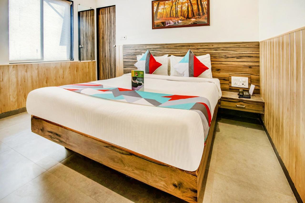 Fabexpress Terminus Square Hotel Bombay Eksteriør billede